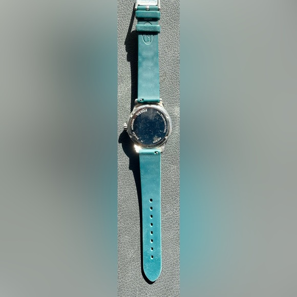 Women’s fossil watch - Picture 2 of 4